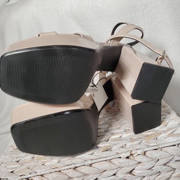 Zara Platform Nude Block Chunky Platform Sandals NWT Size 6.5 Strappy Beige - Picture 5 of 5